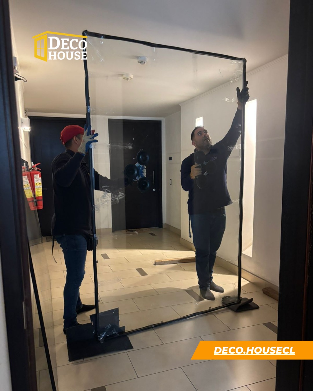 Cristal Templado — proyecto instalado por DecoHouse en Santiago